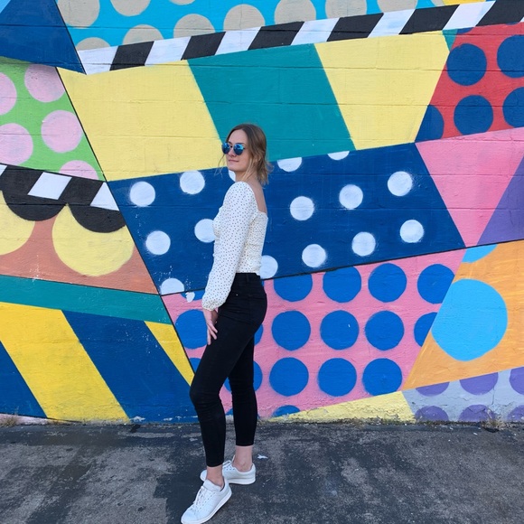 Meet your Posher, Sophie - Picture 1 of 1